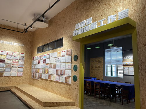 云紡記憶 當(dāng)工業(yè)脈搏遇見(jiàn)文藝心跳——記云南紡織廠新文創(chuàng)園區(qū)的蛻變與新生